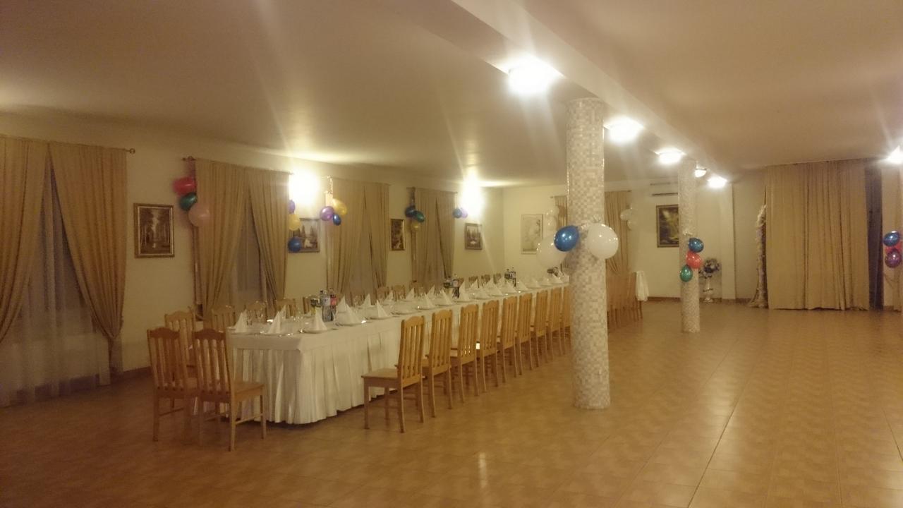 Pavovere Užeiga